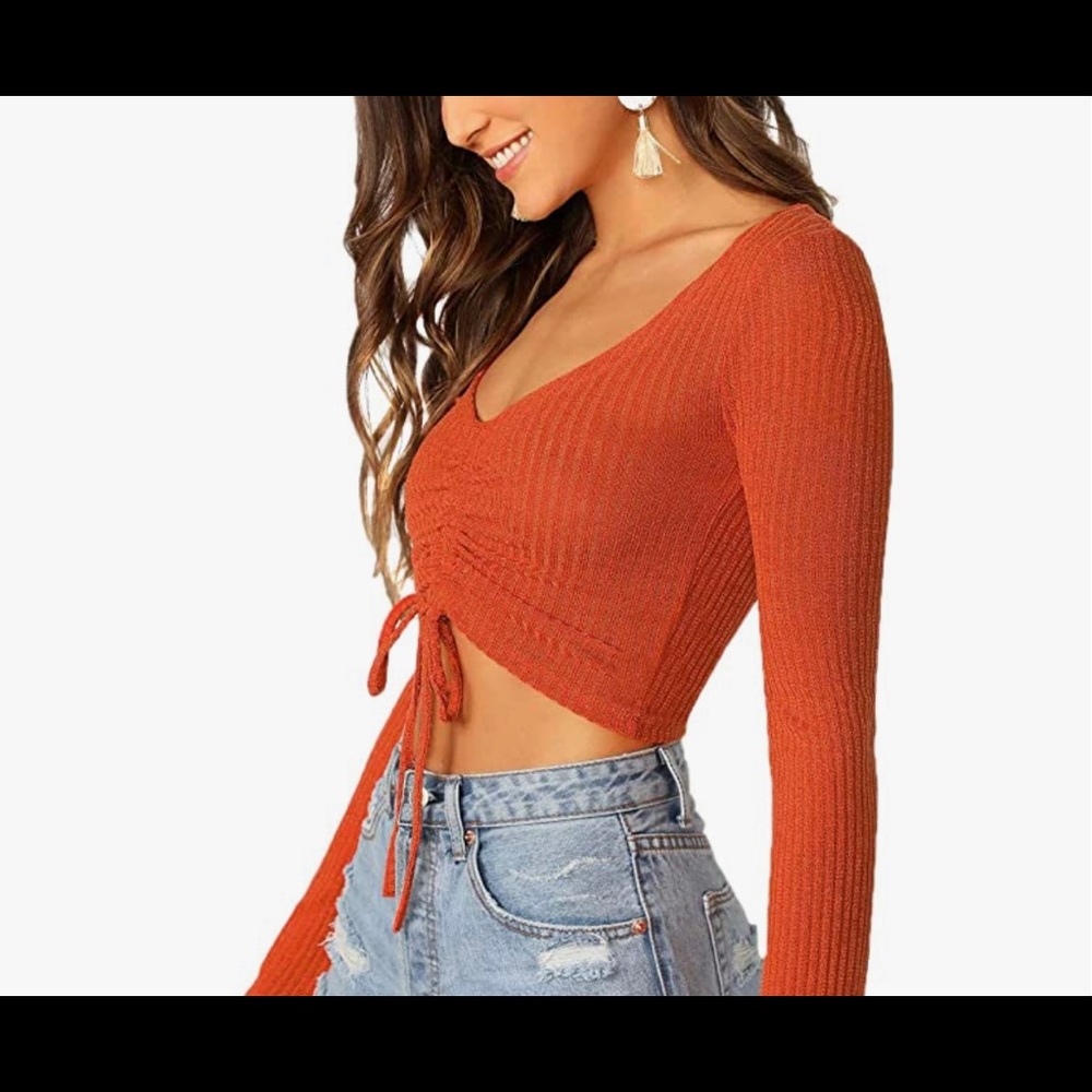 Long sleeve drawstring front crop top size small
